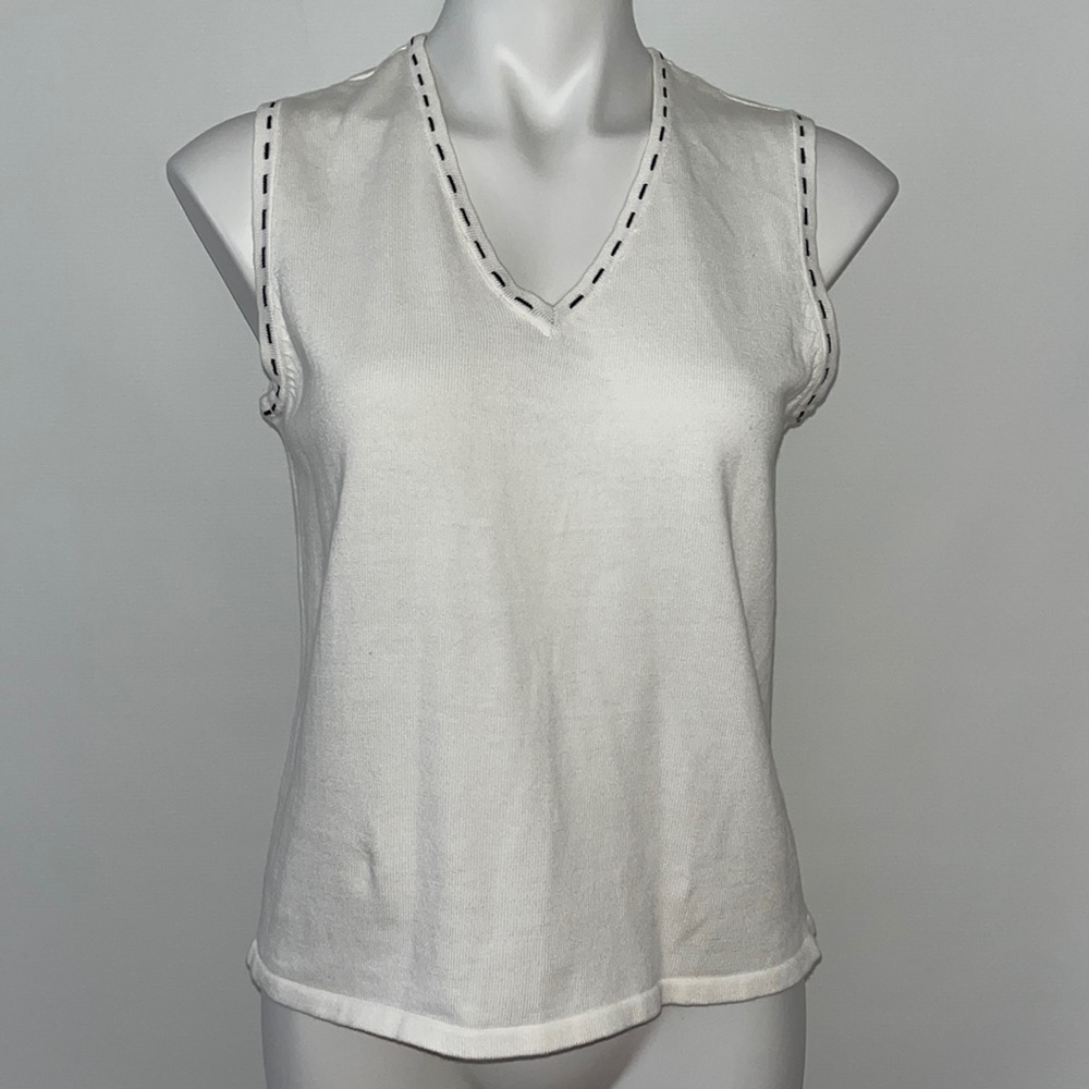 Norton Mcnaughton White Sleeveless Knit Top